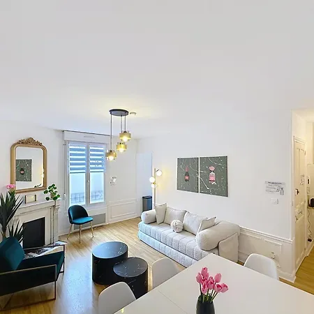 Saint Jacques - Cathedrale - Centre *